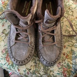Skechers leather size 6